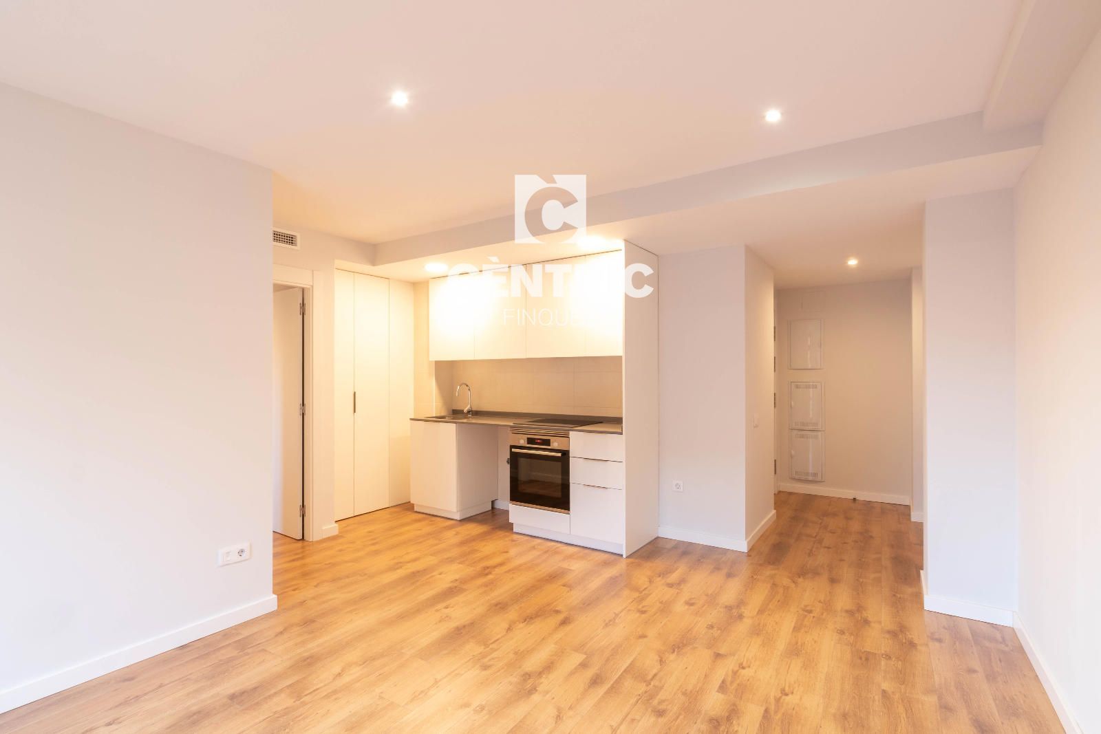 Piso de dos habitaciones en el Centro de Rubí - Foto 7