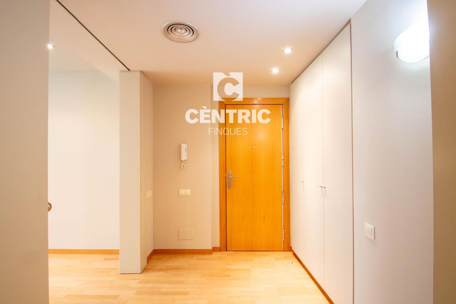 Piso de cinco habitaciones al lado del Mercado Central - Foto 5