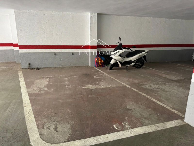 Garaje en venta y alquiler Badalona, Barcelona. Ref: 1024. Faihome