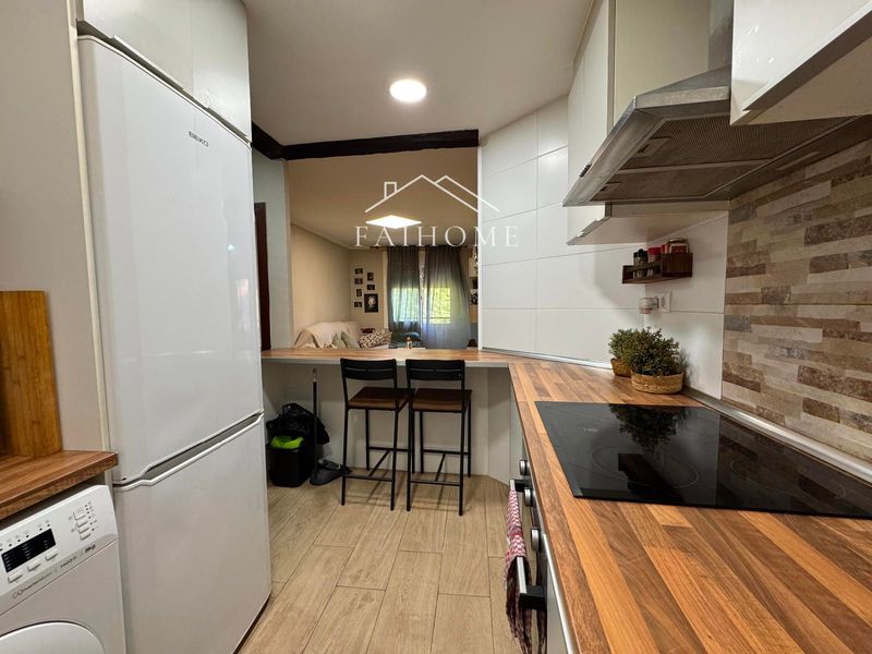 Piso en venta Santa Coloma de Gramenet, Barcelona. Ref: 1052. Faihome