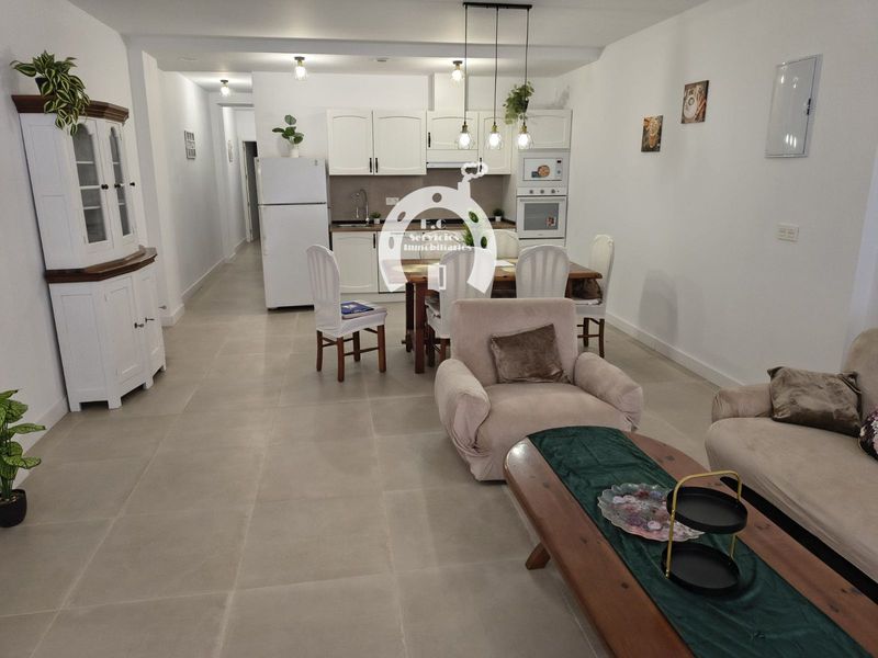 Local Comercial en venta Elche/Elx, Alicante. Ref: 2470. F.C Servicios Inmobiliarios