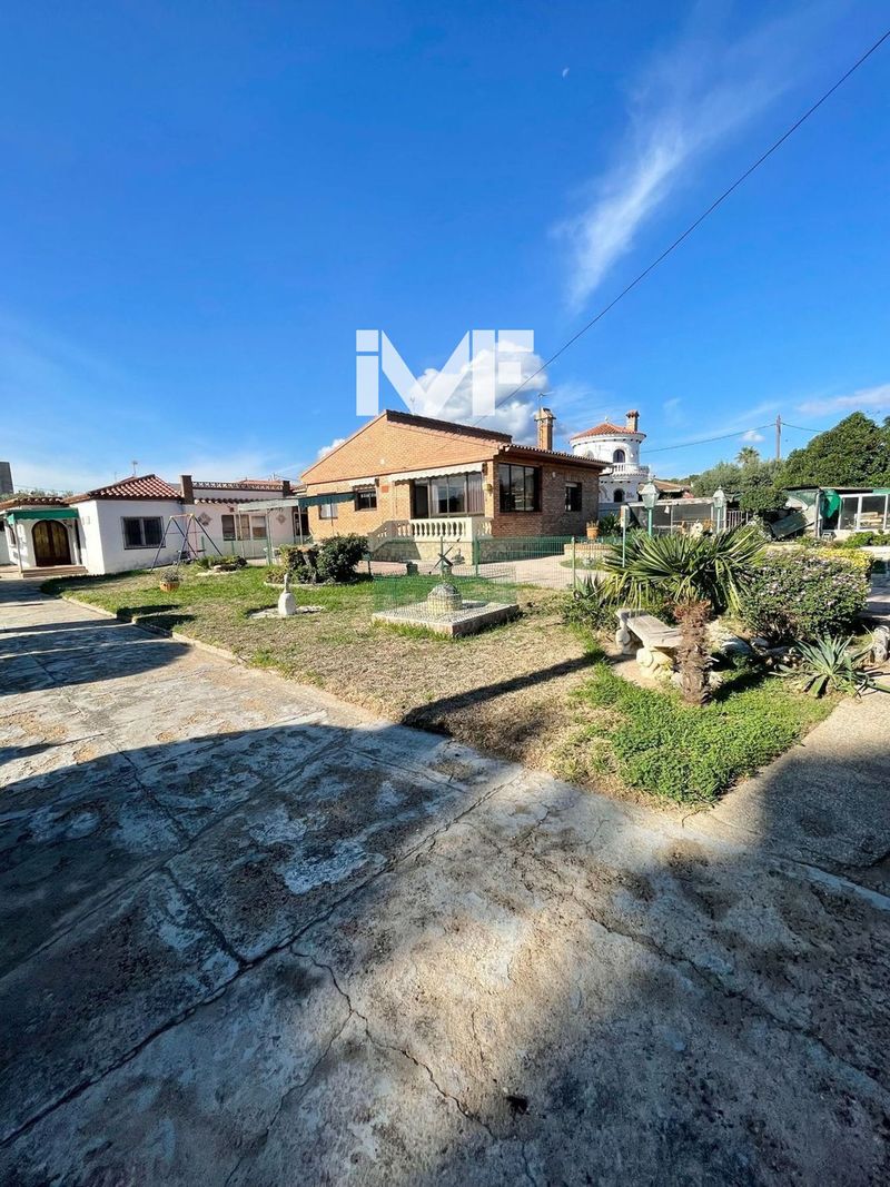 Casa en venta Miami-Platja, Tarragona. Ref: 1016. Fernández & Vicuña