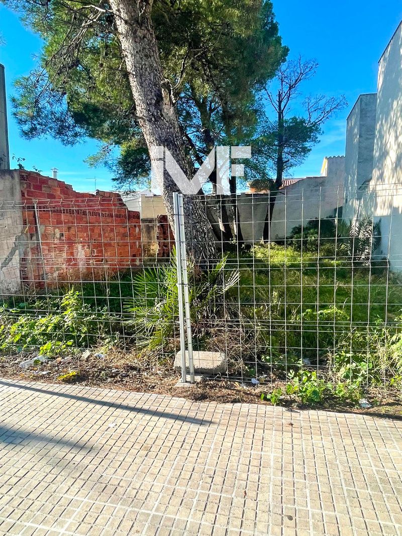 Parcela en venta Miami-Platja, Tarragona. Ref: 1027. Fernández & Vicuña