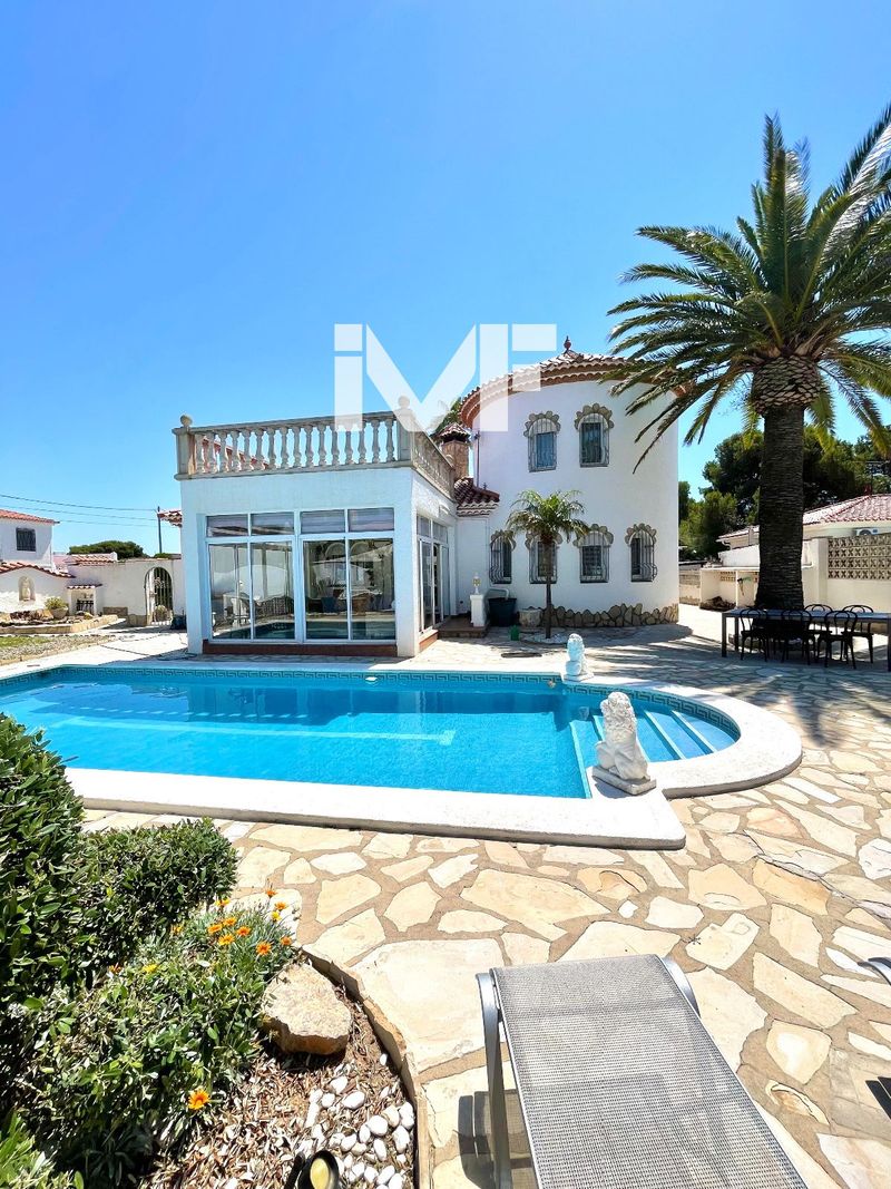 Freistehende Villa zu verkaufen Miami-Platja, Tarragona. Ref: 1060. Fernández & Vicuña
