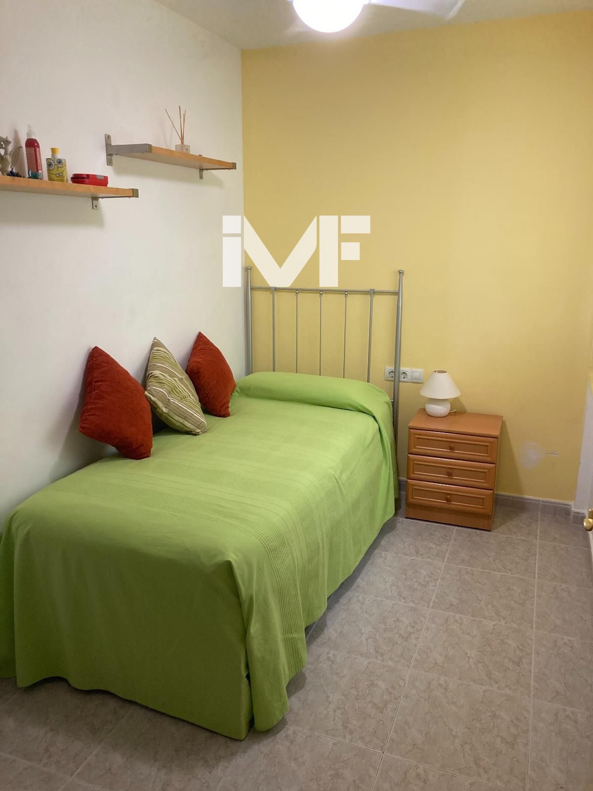 Ático con Gran Solárium, Vistas al Mar, Piscina y parking, en Miami Playa - Foto 12