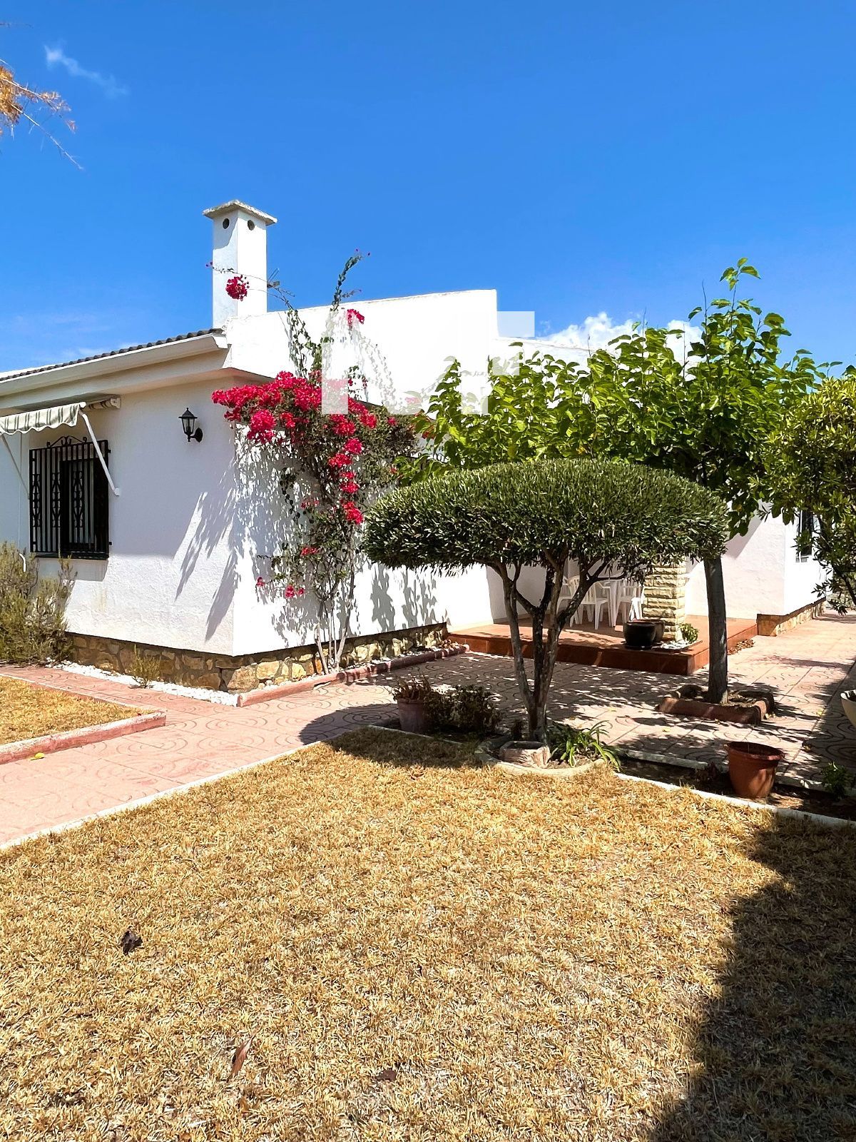 Chalet independiente en  una sola planta el centro de Miami Platja - Foto 22