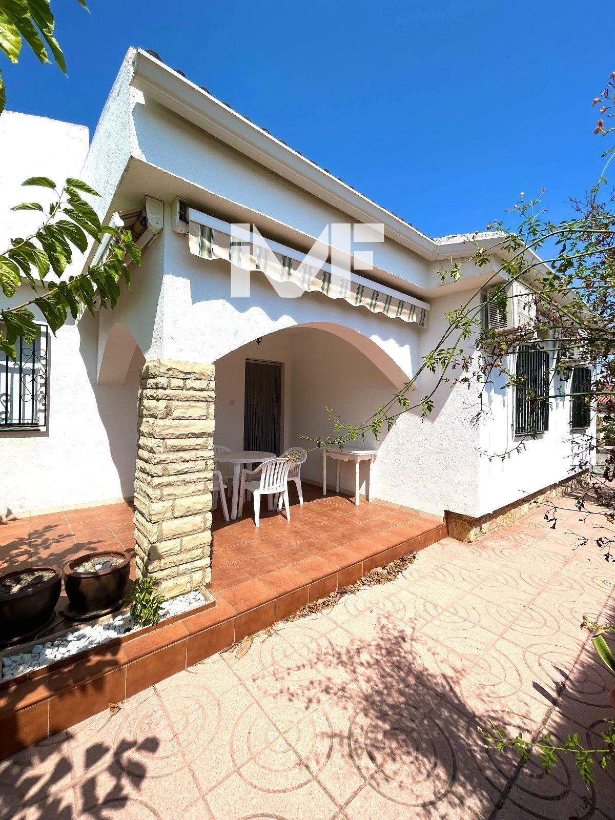 Chalet independiente en  una sola planta el centro de Miami Platja - Foto 11
