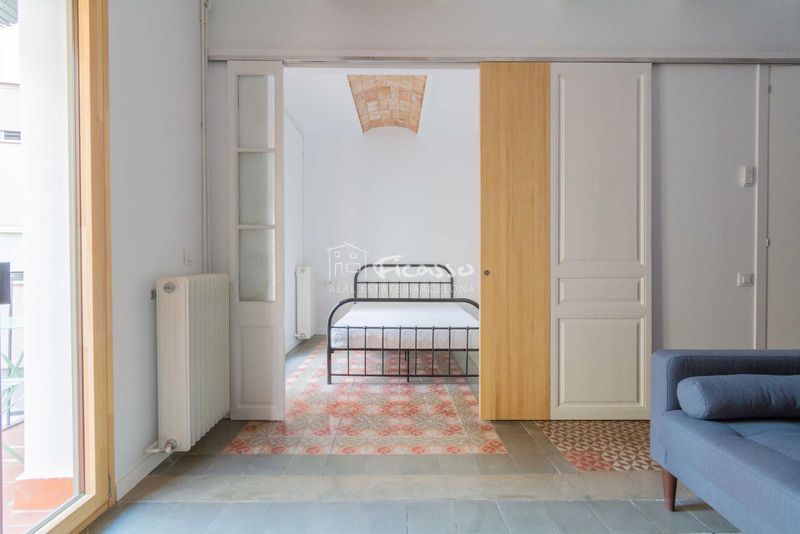 Piso en alquiler Barcelona. Ref: 1036. Ficasso Real Estate