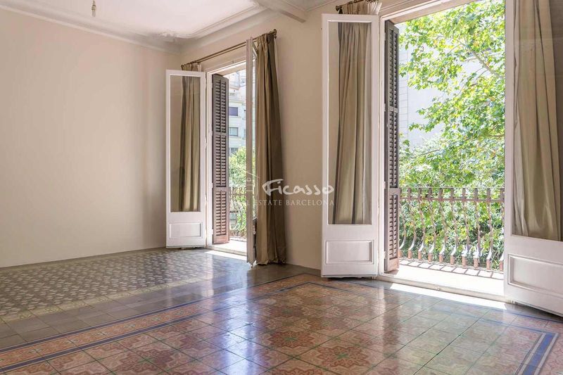 Piso en alquiler Barcelona. Ref: 1070. Ficasso Real Estate