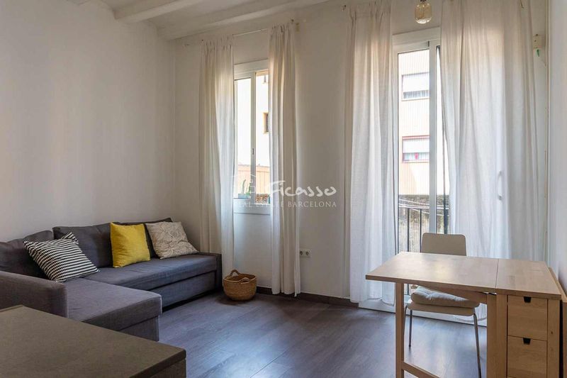 Piso en alquiler Barcelona. Ref: 1161. Ficasso Real Estate