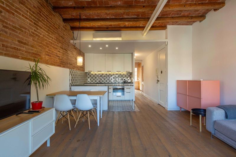 Piso en alquiler Barcelona. Ref: 1282. Ficasso Real Estate