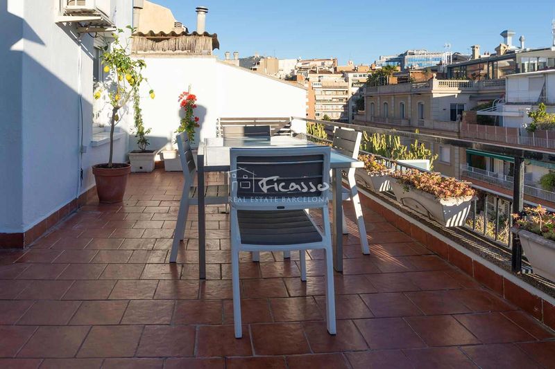 Ático en alquiler Barcelona. Ref: 1885. Ficasso Real Estate