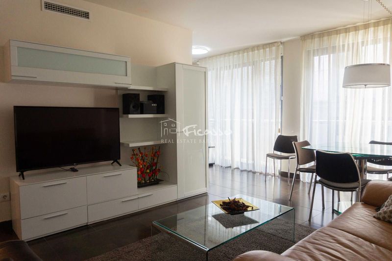 Piso en alquiler Barcelona. Ref: 1953. Ficasso Real Estate