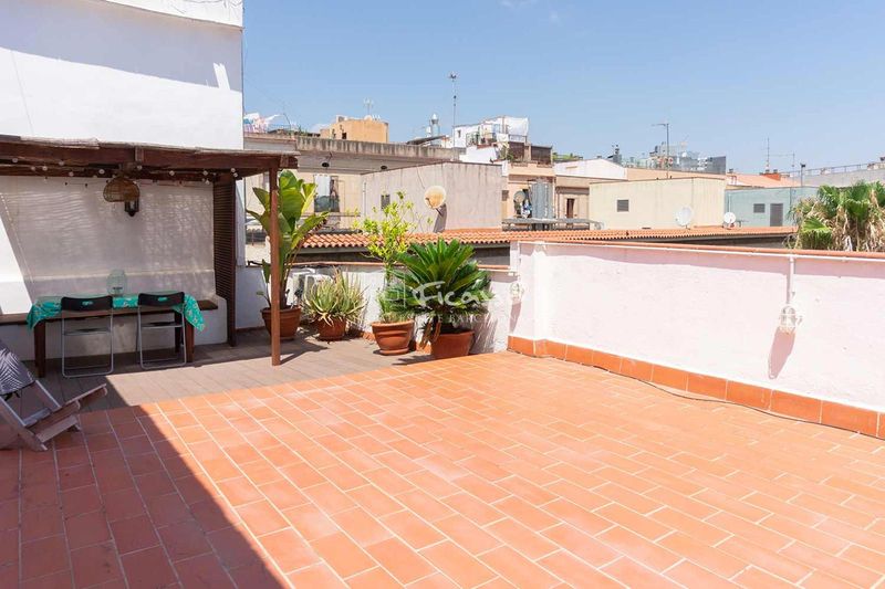 Ático en alquiler Barcelona. Ref: 2055. Ficasso Real Estate