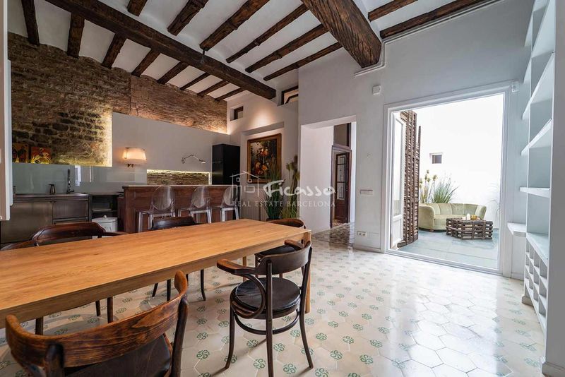 Piso en alquiler Barcelona. Ref: 2066. Ficasso Real Estate