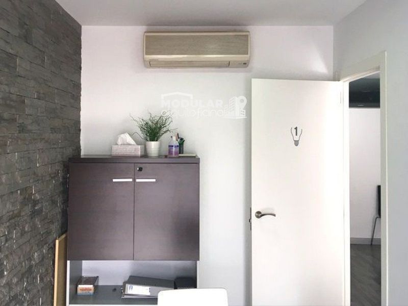 Oficina en alquiler Elche/Elx, Alicante. Ref: 1462. AlquilOficina