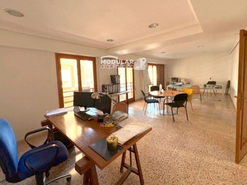 Oficina en venta y alquiler Elche/Elx, Alicante. Ref: 1550. AlquilOficina