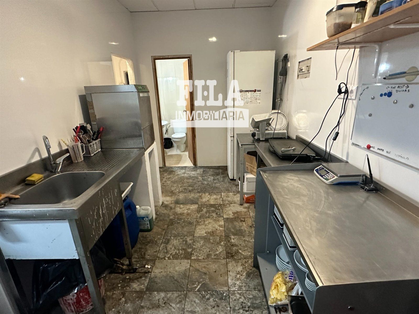 ¡Gran oportunidad! 🌟 Local comercial en Cunit en el Passeig Marítim - Foto 21