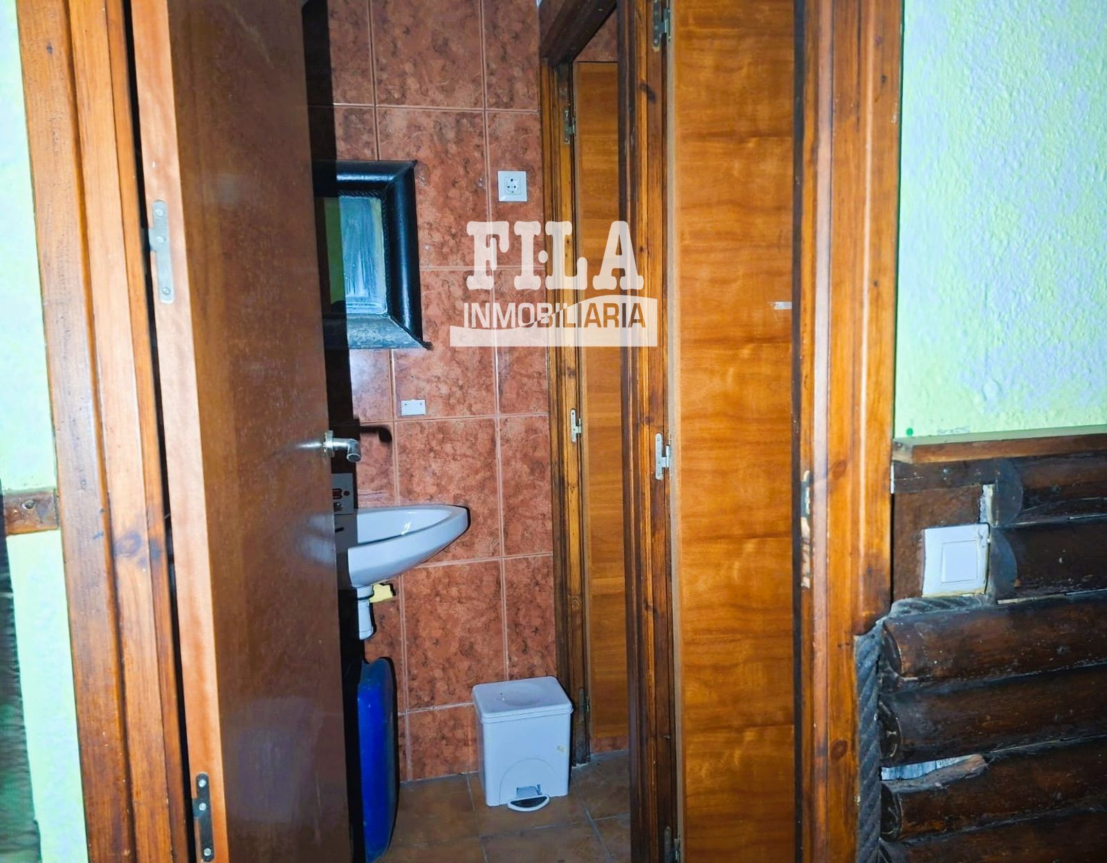 LOCAL EN VENTA EN EL CENTRO DE TORREDEMBARRA - Foto 5