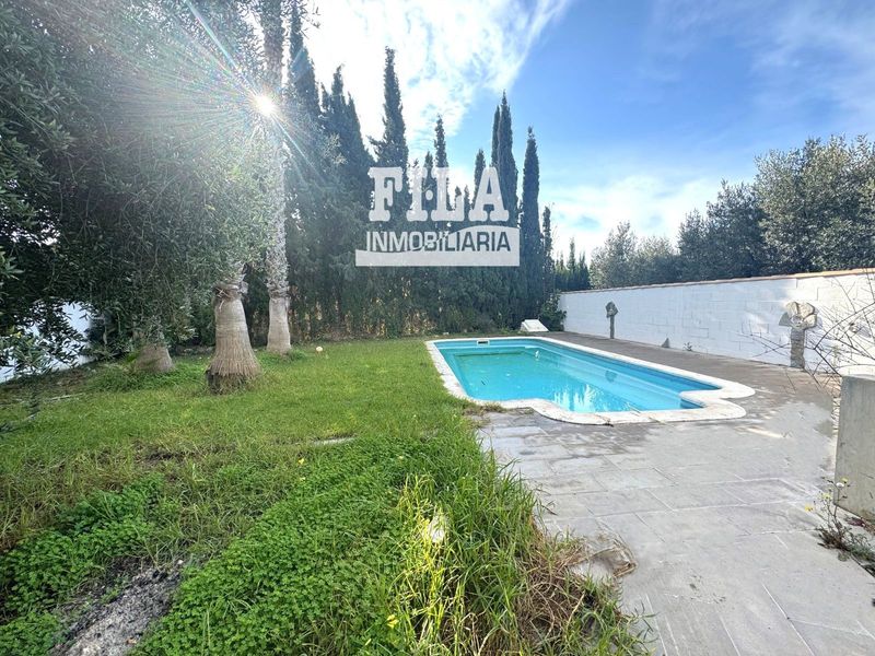 Chalet Independiente en venta Roda De Bara, Tarragona. Ref: 1266. Fila Inmobiliaria Segur de Calafell