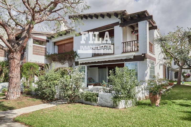 Adosado en venta Calafell, Tarragona. Ref: 1414. Fila Inmobiliaria Segur de Calafell