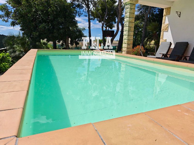 Chalet Independiente en venta Bellvei, Tarragona. Ref: 1453. Fila Inmobiliaria Segur de Calafell