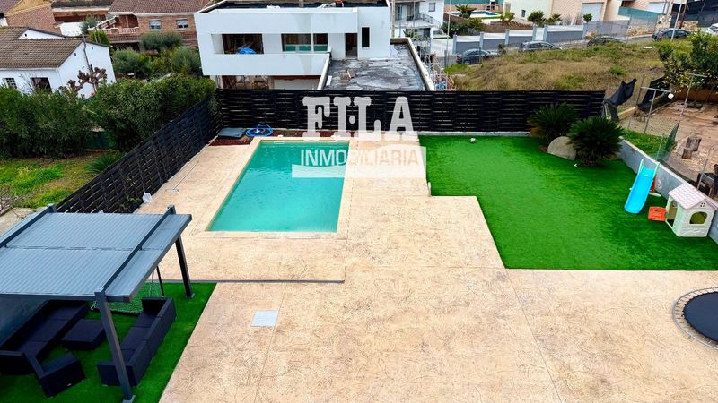 Chalet Independiente en venta Segur De Calafell, Tarragona. Ref: 1463. Fila Inmobiliaria Segur de Calafell