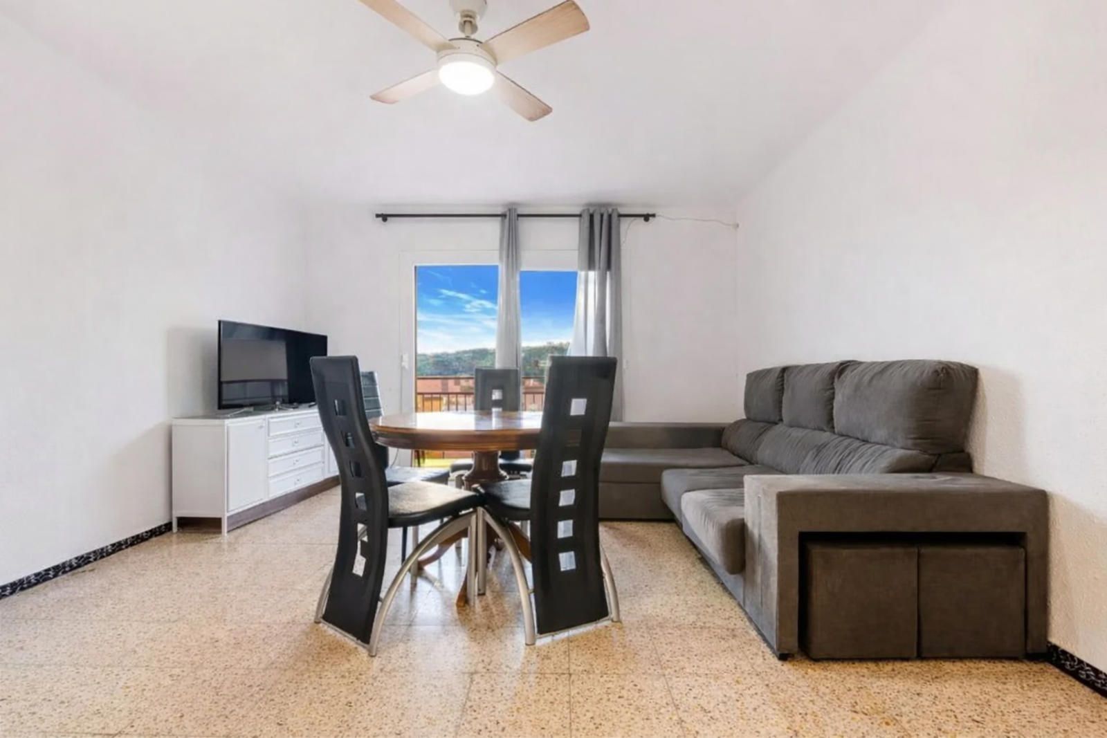 Piso en venta Olesa De Montserrat, Barcelona. Ref: 6064. Cano Pujol  