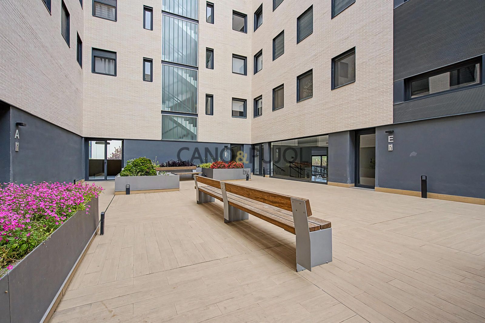 Pis en venda Montcada I Reixac, Barcelona. Ref: 6100. Cano Pujol  