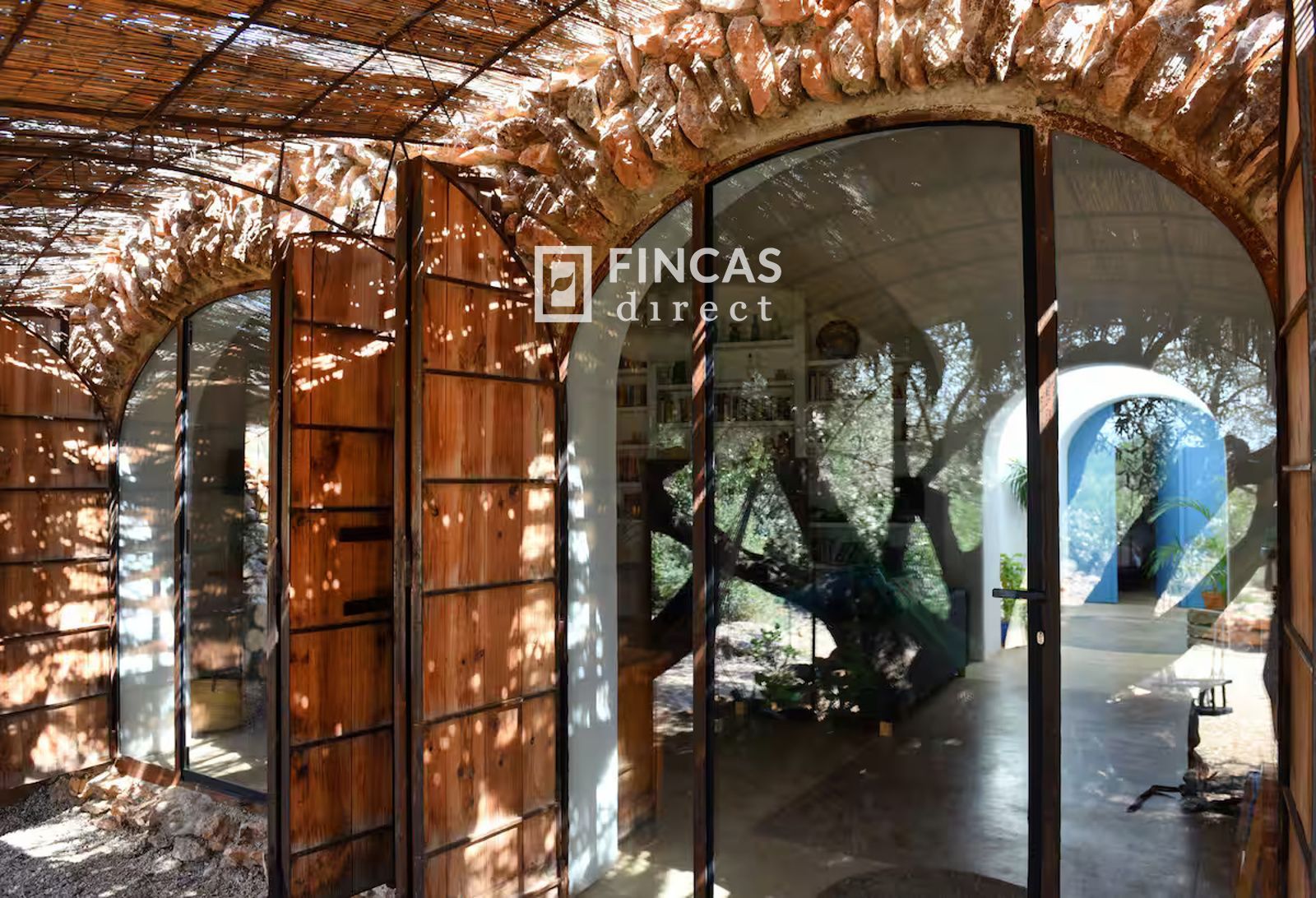 Casa Cueva Única. Fuera de Red cerca de Tivenys: Finca con Licencia Turística y Vistas Panorámicas - Foto 5