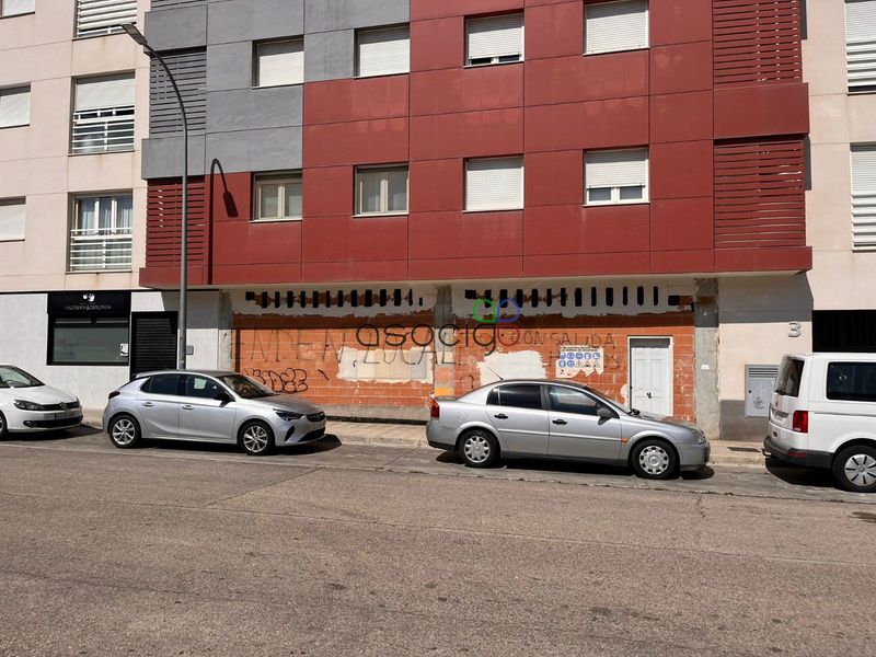 Locaux  à louer Guadalajara. Ref: 2953. Mobilia Gestión CRM