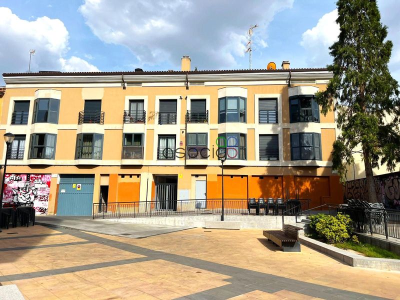 Locaux  à louer Guadalajara. Ref: 3213. Mobilia Gestión CRM