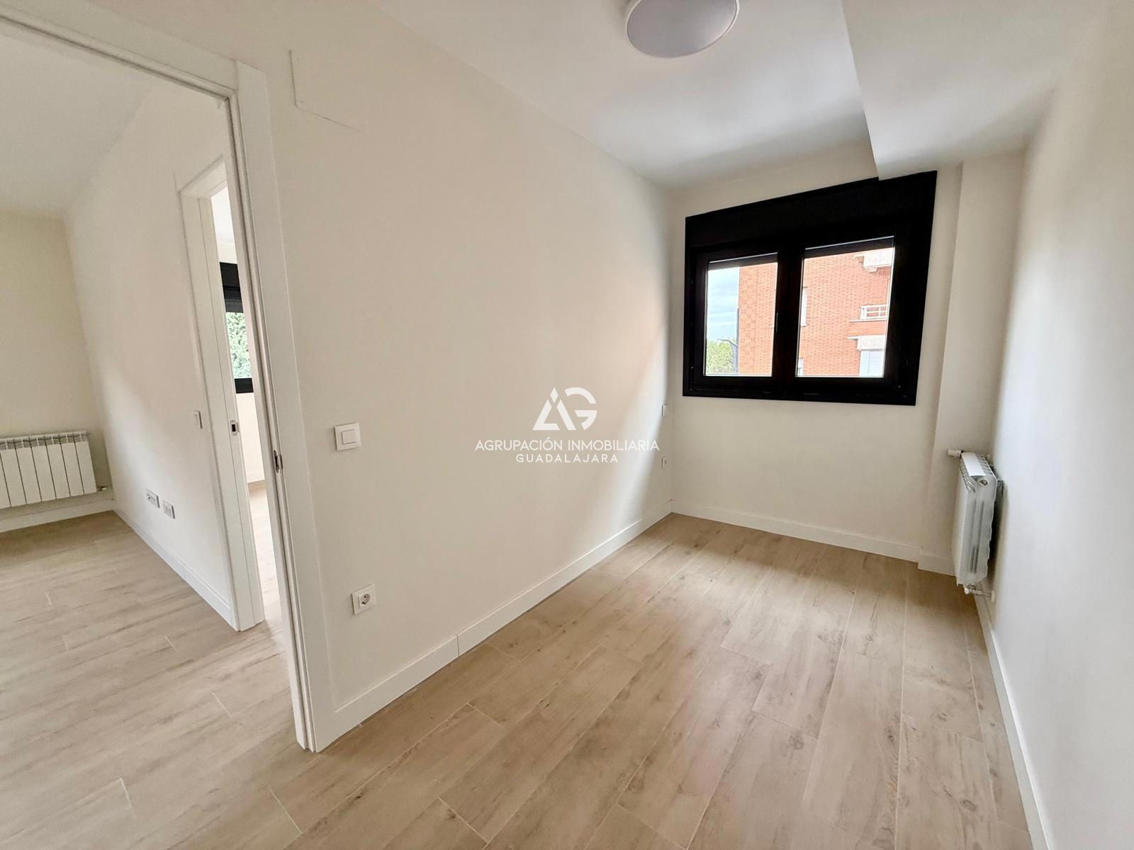 Obra nueva - C/ Sigüenza - Foto 9