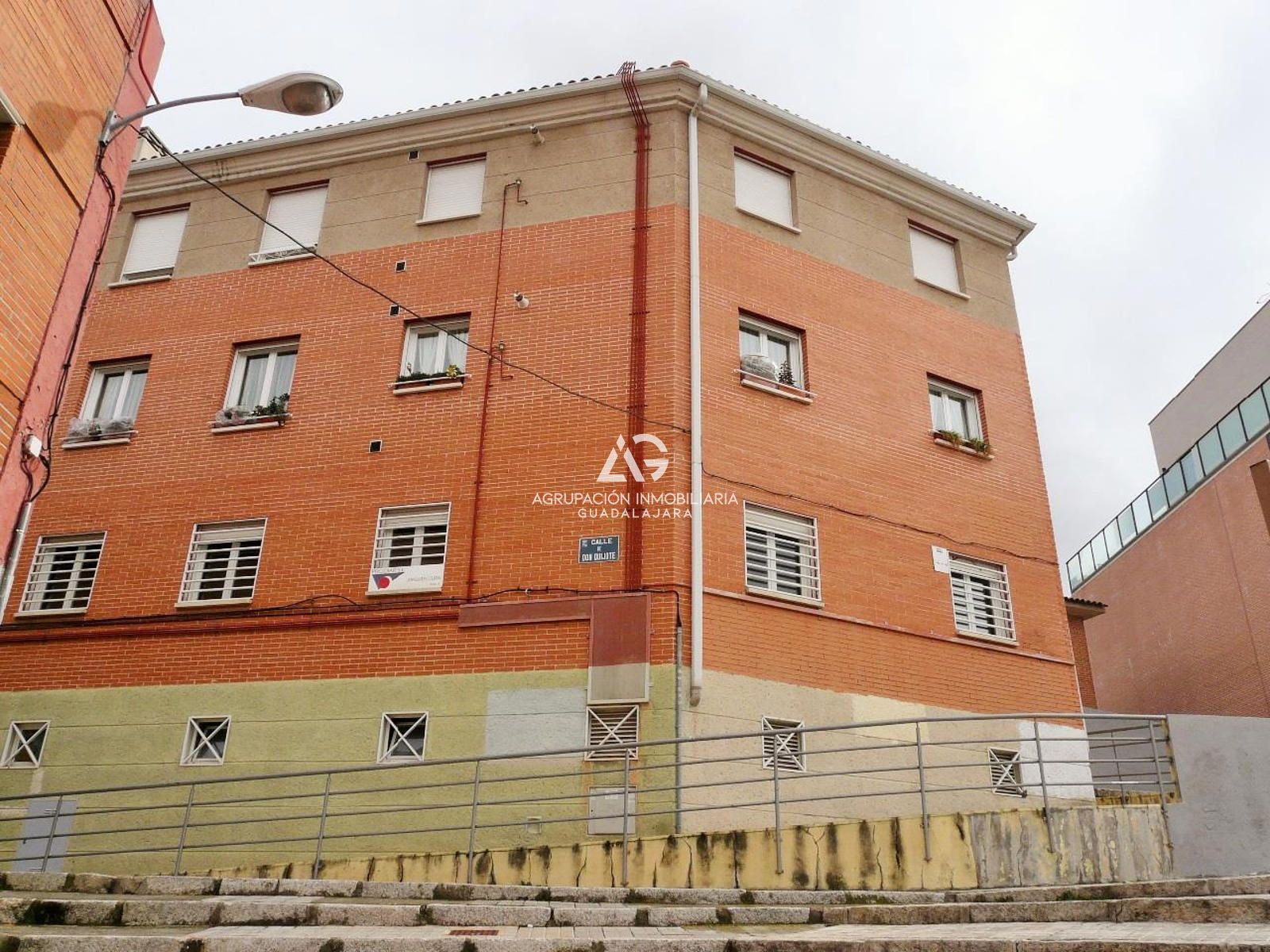 3 dormitorios - centro ciudad, con ascensor - Foto 2