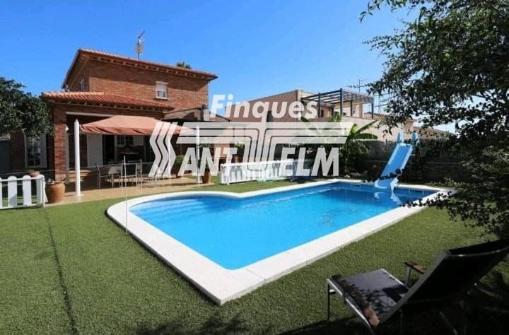 Chalet Independiente en venta Roda De Bara, Tarragona. Ref: 1621. Finques Sant Telm