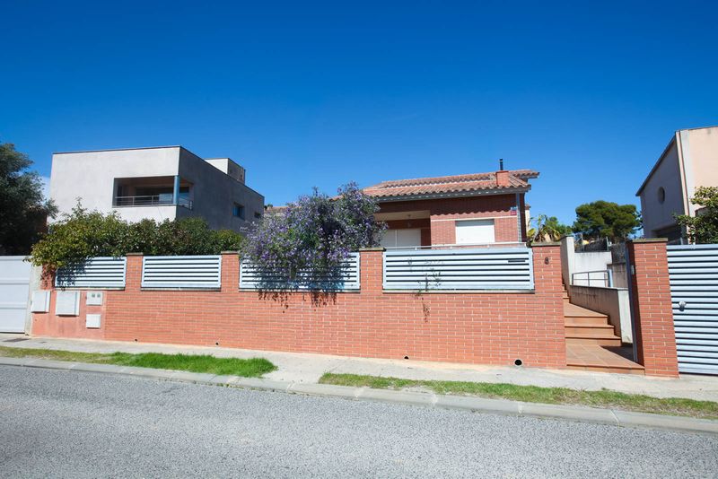 Chalet Independiente en venta Calafell, Tarragona. Ref: 1802. Finques Sant Telm