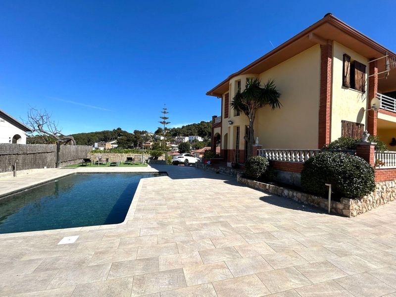 Chalet Independiente en venta Calafell, Tarragona. Ref: 1803. Finques Sant Telm