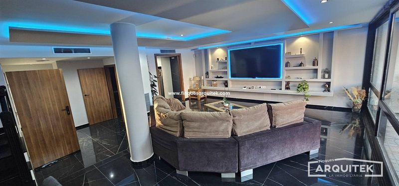 Adosado en venta Rossello, Lleida. Ref: 1885. FINQUES ARQUITEK