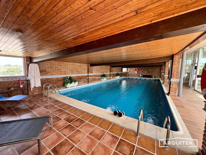 Chalet Independiente en venta Monzon, Huesca. Ref: 2015. FINQUES ARQUITEK