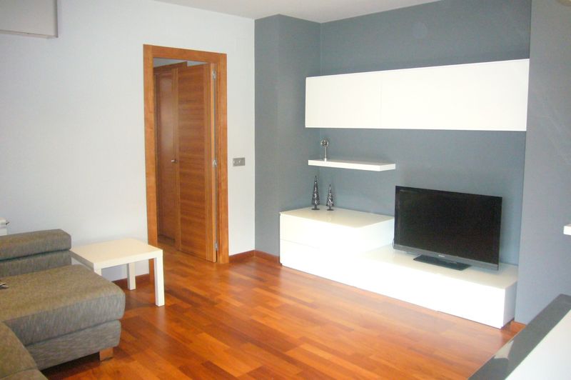 Flat for rent Lleida. Ref: 1049. Finques Borrell