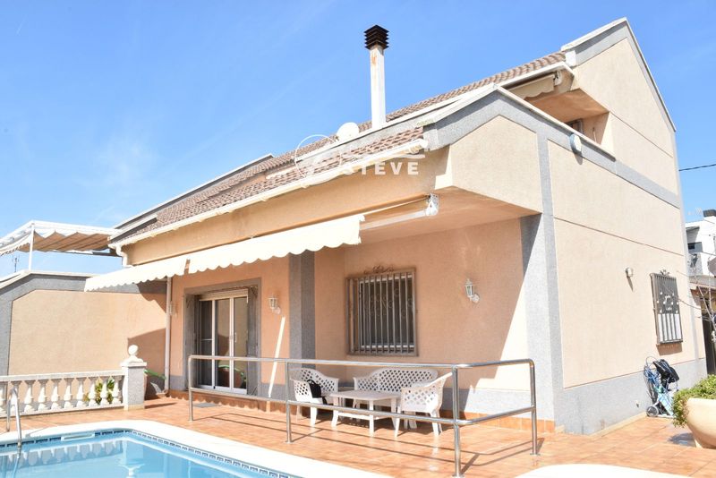 Chalet Independiente en venta Calafell, Tarragona. Ref: 2018. Finques Esteve