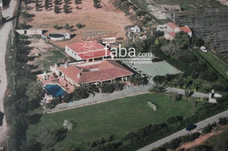 Xalet Independent en venda Santa Oliva, Tarragona. Ref: 1189. FINQUES FABA