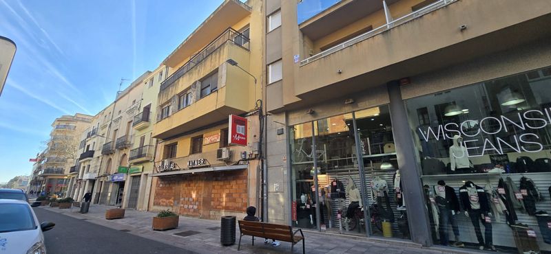 Edificio Singular en venta El Vendrell, Tarragona. Ref: 2872. Finques Giró