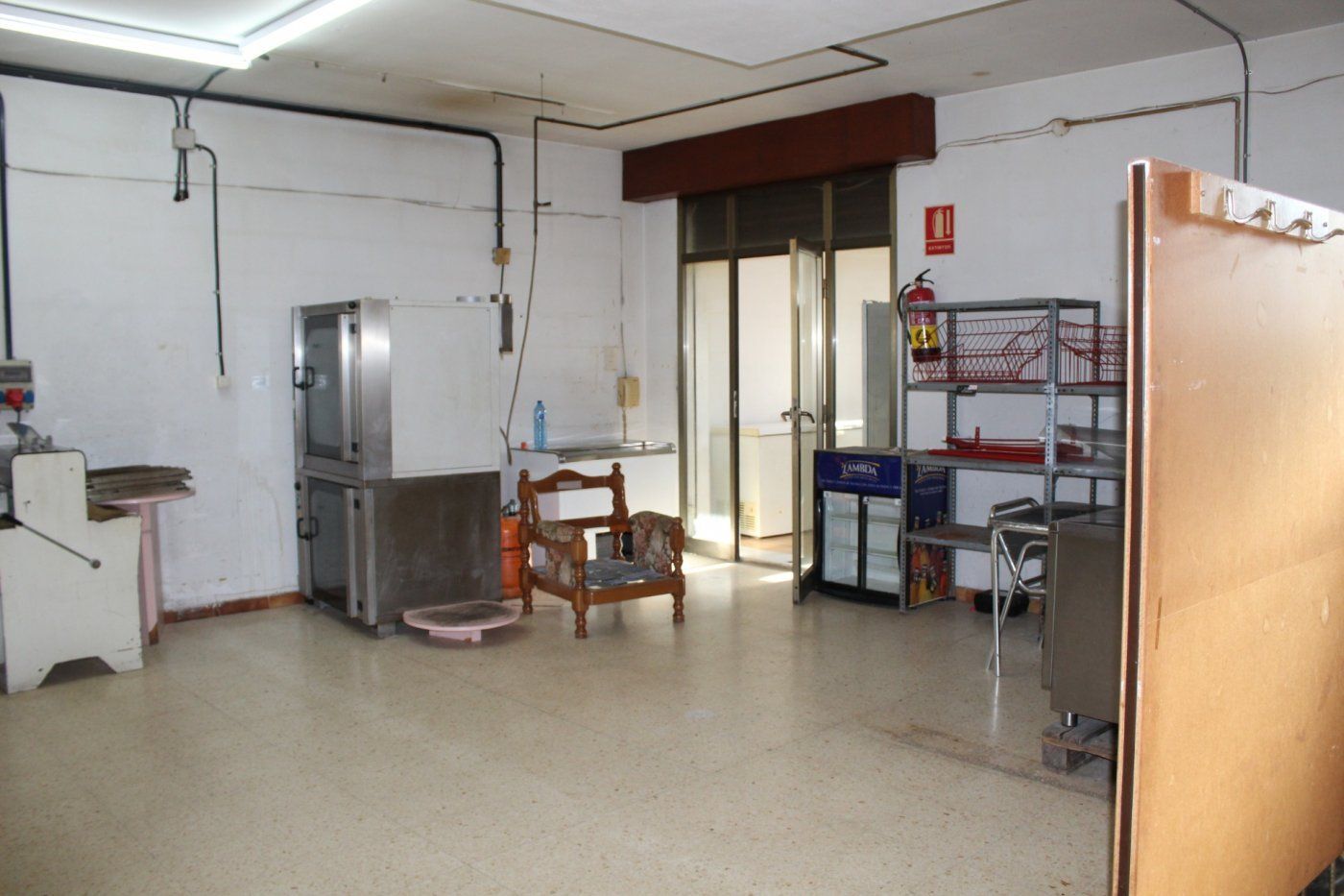 Local Comercial en venta en el vv - Foto 4