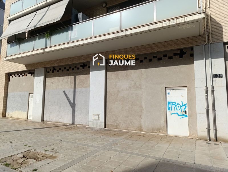 Local Comercial en venda Lleida. Ref: 1015. Finques Jaume Immobiliària 