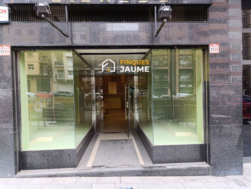 Local Comercial en venta Lleida. Ref: 1090. Finques Jaume Immobiliària 