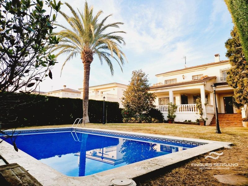 Chalet Independiente en venta El Vendrell, Tarragona. Ref: 1862. Finques Serrano