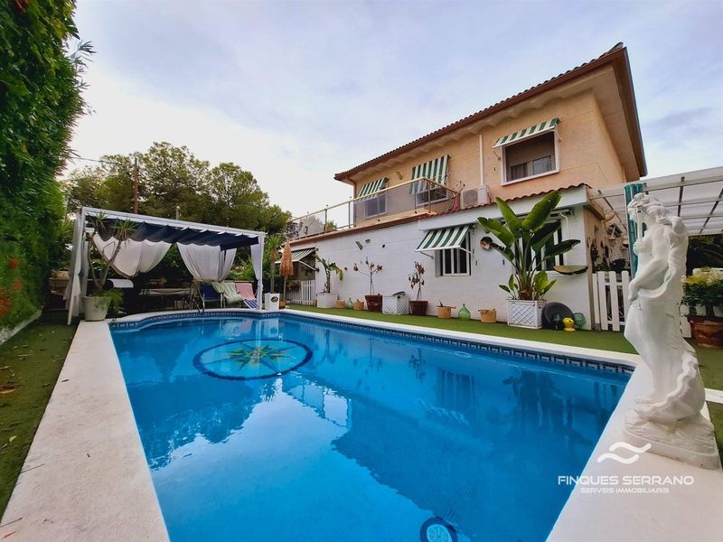 Chalet Independiente en venta Segur De Calafell, Tarragona. Ref: 2083. Finques Serrano