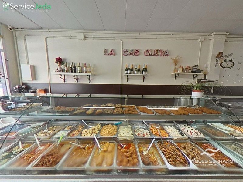 Local Comercial en alquiler y traspaso El Vendrell, Tarragona. Ref: 2136. Finques Serrano