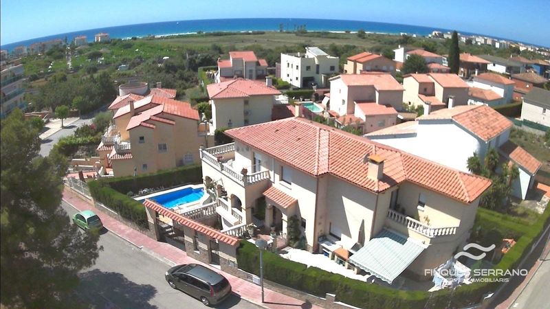 Chalet Independiente en venta El Vendrell, Tarragona. Ref: 2211. Finques Serrano